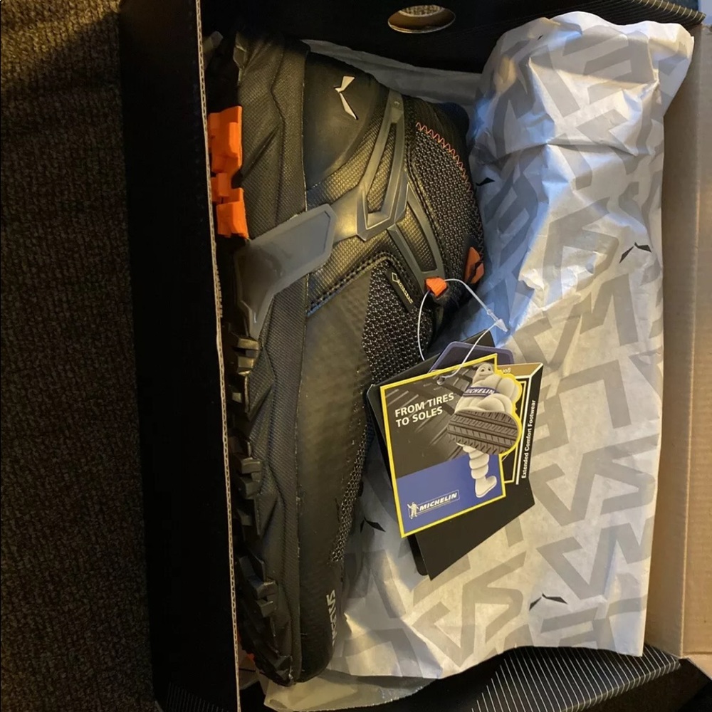 These are brand new and never worn.